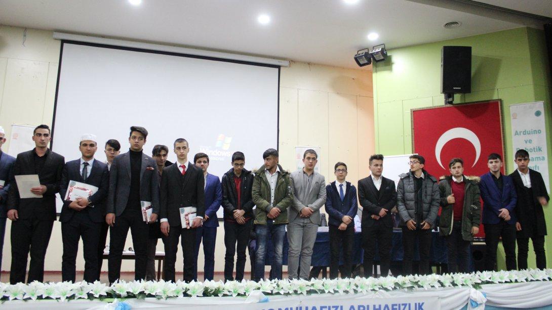 Genç Bilal'ler Ezan okuma ve Kur'an 'nın Genç Muhafızları hafızlık yarışması Erzurum il finali (Erzurum Hizmetiçi Enstitüsü) konferans salonunda gerçekleştirildi