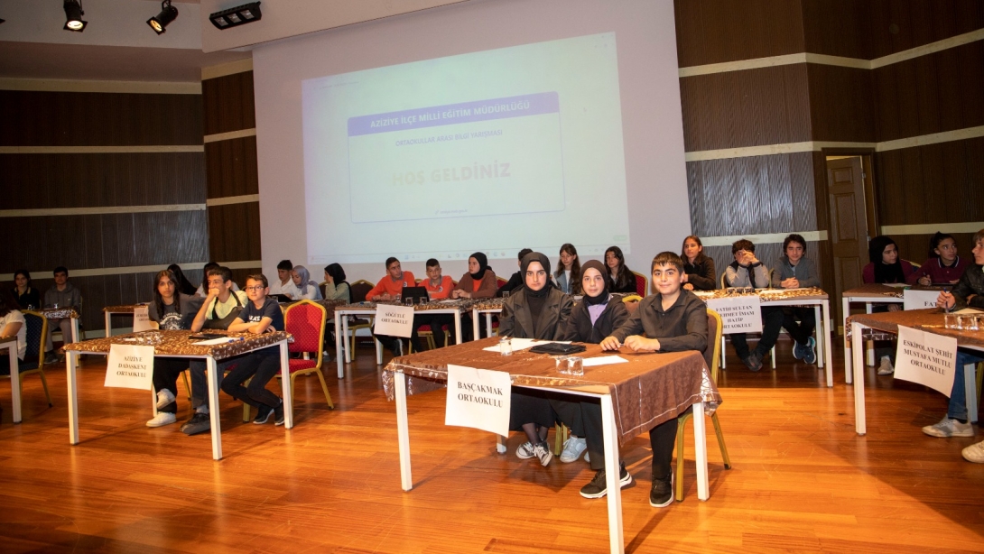 Aziziye'de Ortaokullar Arası Bilgi ve Kültür Yarışması Düzenlendi